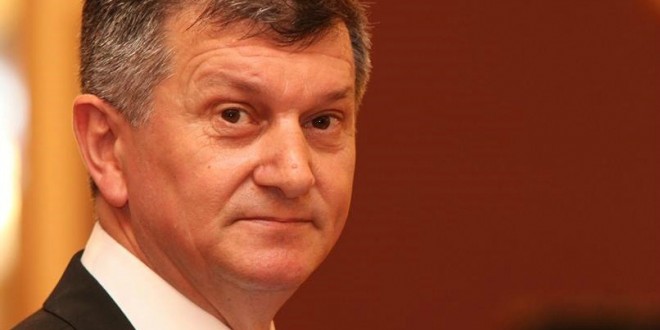 MARKOV TRG Dr. Milan Kujundžić potvdio kandidaturu: U drugom krugu sigurno pobjeđujem MARKOV TRG Dr. Milan Kujundžić potvdio kandidaturu: U drugom krugu sigurno pobjeđujem