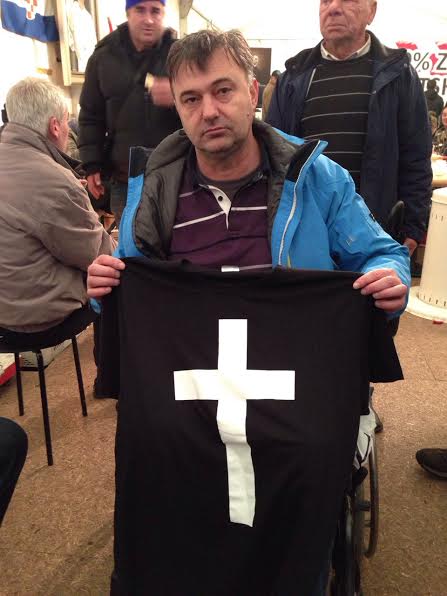 http://hrvatski-fokus.hr/wp-content/uploads/2016/03/www.maxportal.hr_wp-content_uploads_2014_12_marko-kriz-majica.jpg