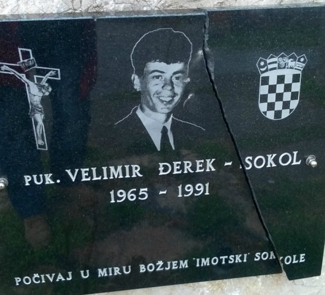 http://hrvatski-fokus.hr/wp-content/uploads/2016/06/velimir-derek-sokol.jpg