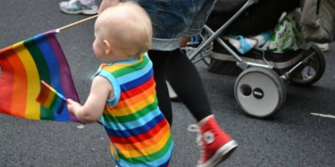 ŠOK U ŠVEDSKOJ: I vrtićku djecu odveli na gay paradu