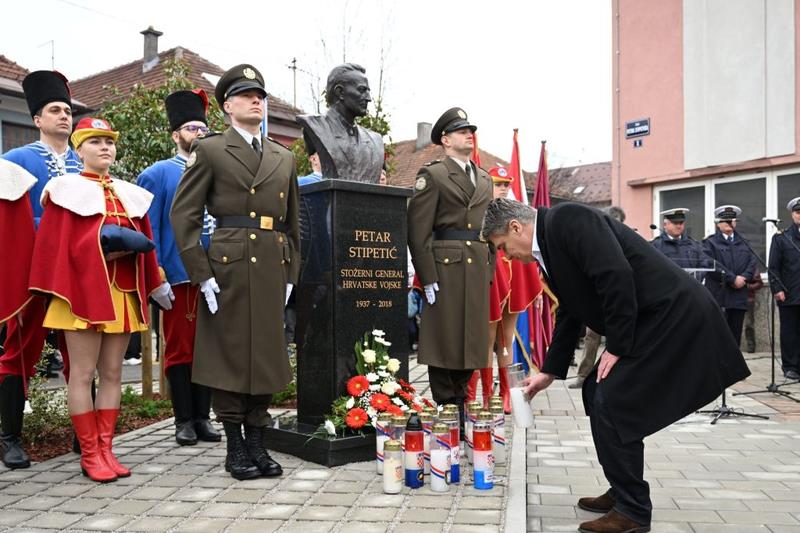 petar stipetić spomenik ogulin