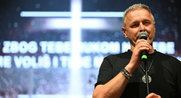Thompson objavio pjesmu 'Slike Bleiburga': 'Za sve hrvatske žrtve, za našu braću i sestre' - Otvoreno.hr