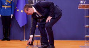 Mračni Putinov ideolog poslao jasnu poruku Vučiću: 'On je gotov, svi žele da ode'