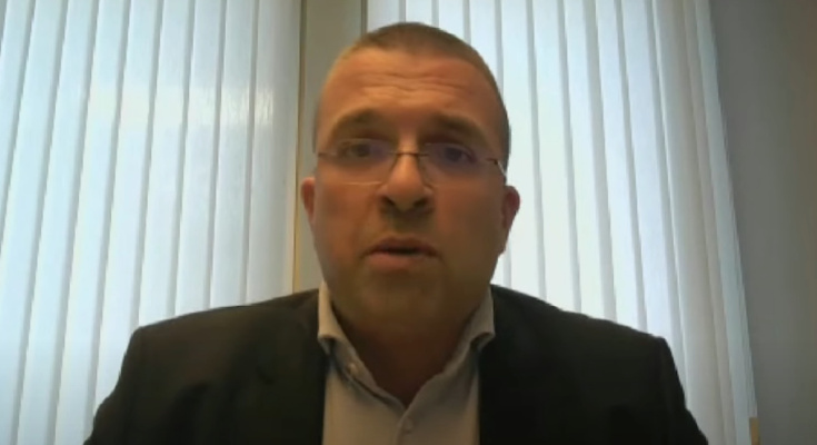 Hrvatski zastupnik u Evropskom parlamentu, Tomislav Sokol, gostujući u emisiji „24 sata“ Televizije E, osudio je veličanje četničkog ratnog zločinca Pavla Đurišića i ukazao na opasne posljedice prelivanja velikosrpskih ideologija iz Srbije u Crnu Goru. On je istakao ulogu Srpske pravoslavne crkve kao političkog faktora koji destabilizuje Crnu Goru i upozorio na zabrinjavajuće djelovanje prosrpskih snaga unutar crnogorske vlasti, posebno Demokrata.