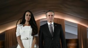 Slovenski premijer vjenčao se s 19 godina mlađom partnericom, gradonačelnik Ljubljane bio je matičar, evo tko je sve došao
