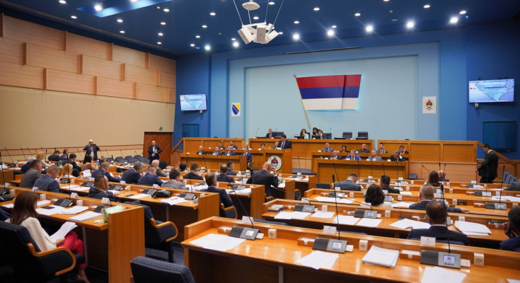 Srbi u BiH zbog Thompsona usvajaju posebnu rezoluciju