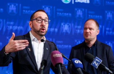 Pitali Tomaševića je li primjeren koncert partizanskih pjesama dok se otkrivaju masovne grobnice. Evo što je odgovorio